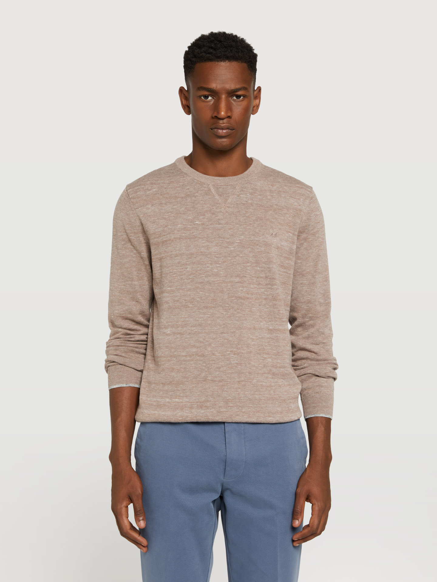 Crew neck sweater with space dye effect