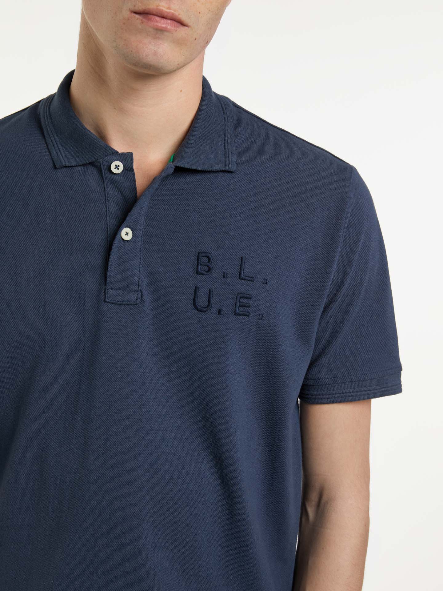 Menâ€™s polo shirt with cool embroidery