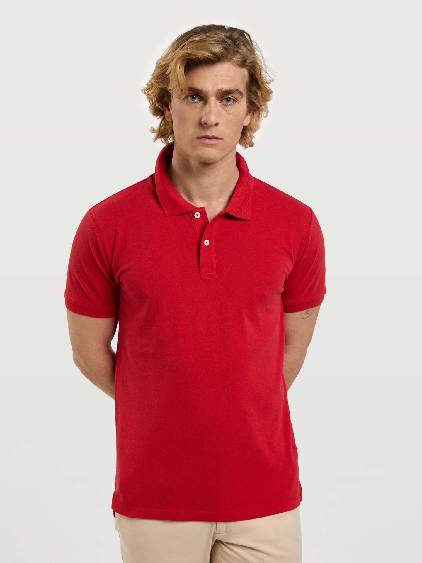 The essential short-sleeved polo shirt by SACOOR BLUE
