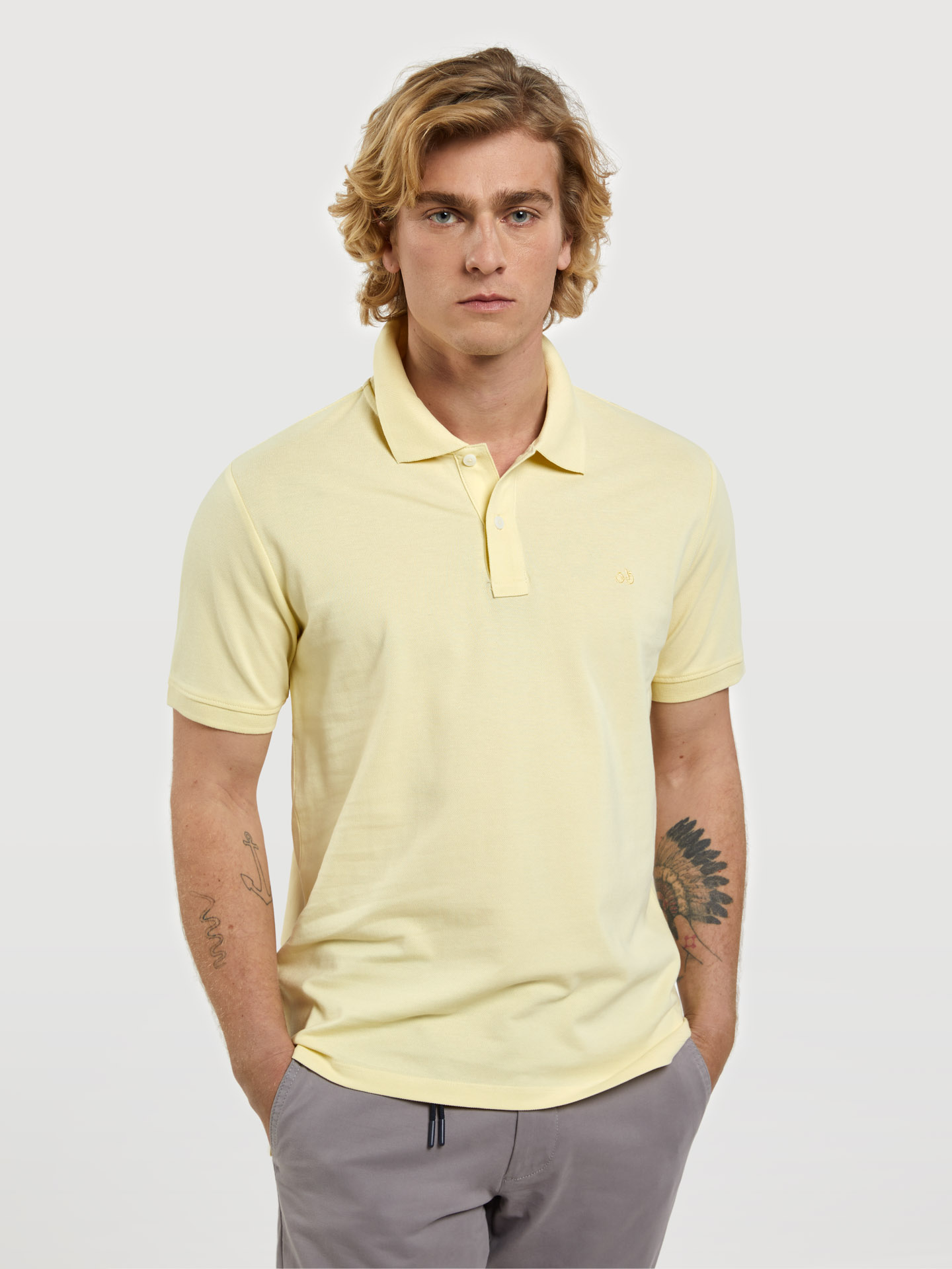 The basic short-sleeved polo shirt by SACOOR BLUE