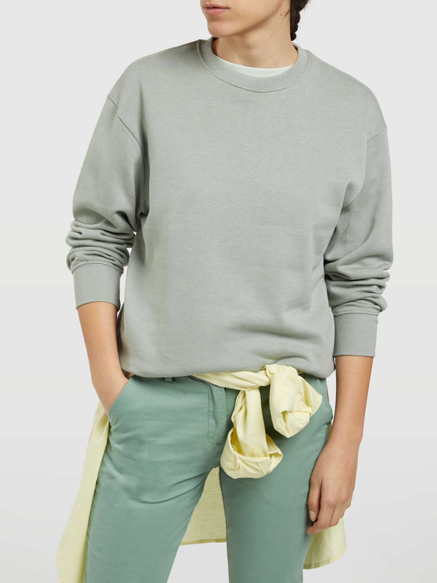 Women's Basic Sweatshirt