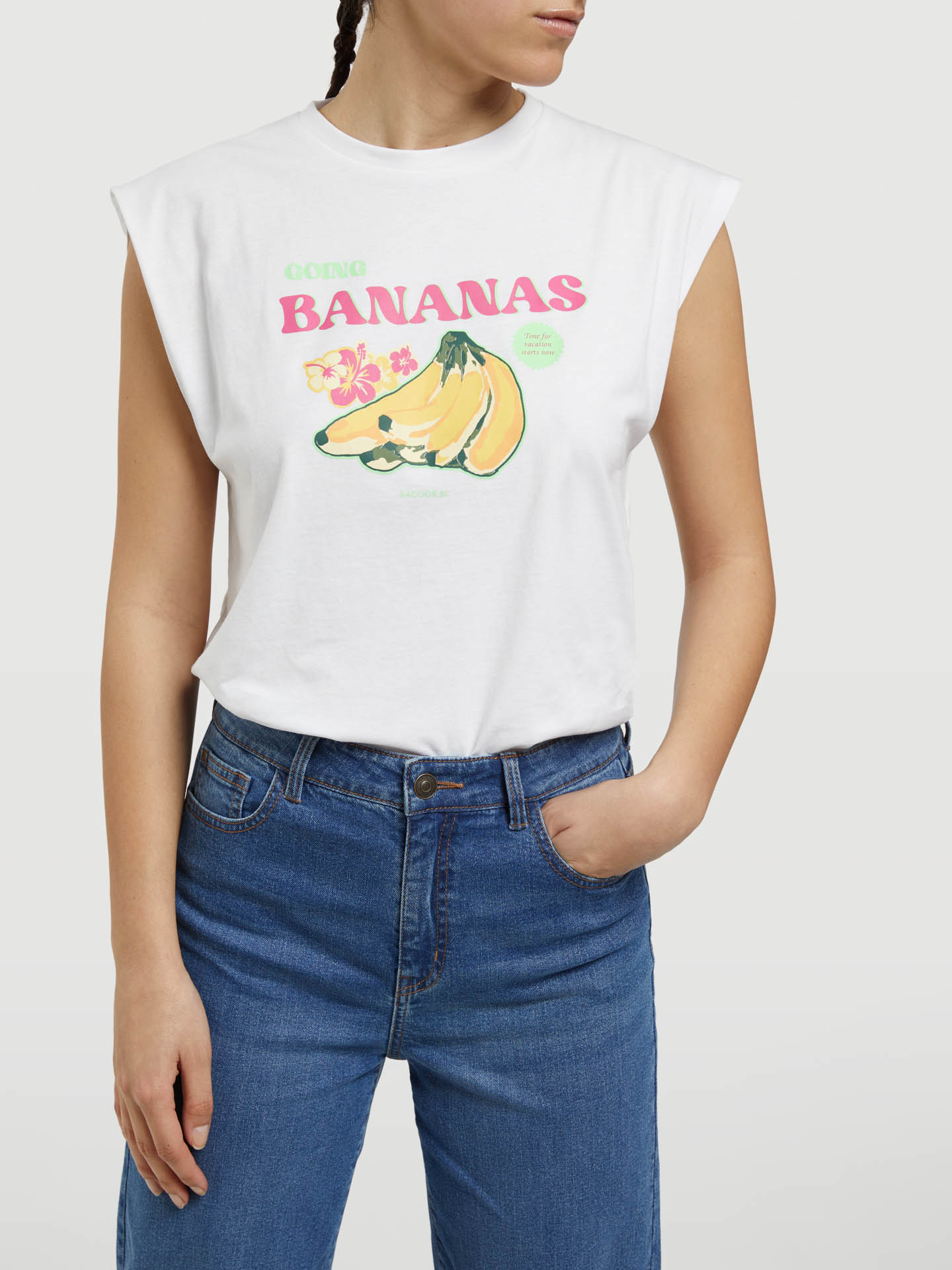 Woman's T-shirt Sleeveless Going Bananas""